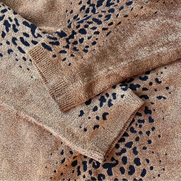 Vintage Tradition Leopard  Print Soft High Neck Sweater - Picture 7 of 15